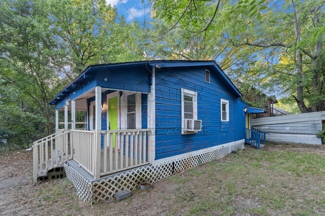 Building Photo - 617 32nd St