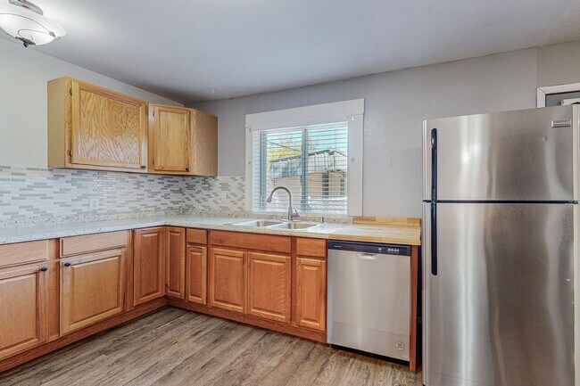 Building Photo - North Valley Casita 2 Bedroom 1 Bath