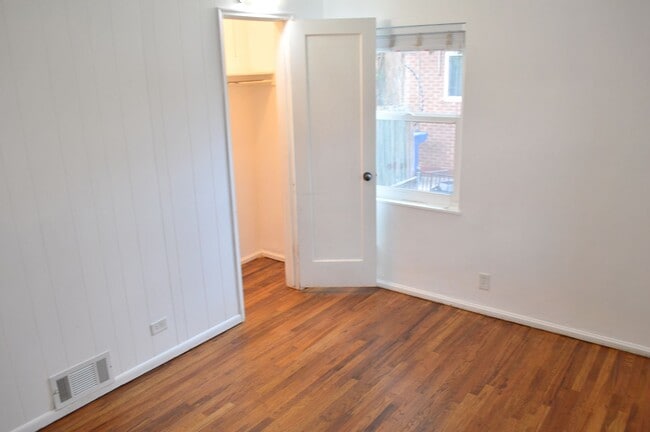 Building Photo - Beautiful Home in Historic Salt Lake District!