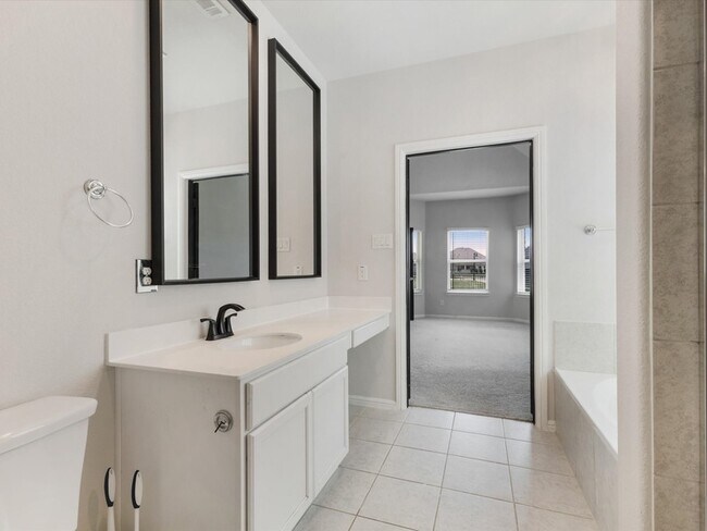 Building Photo - 3626 Doramus Dr