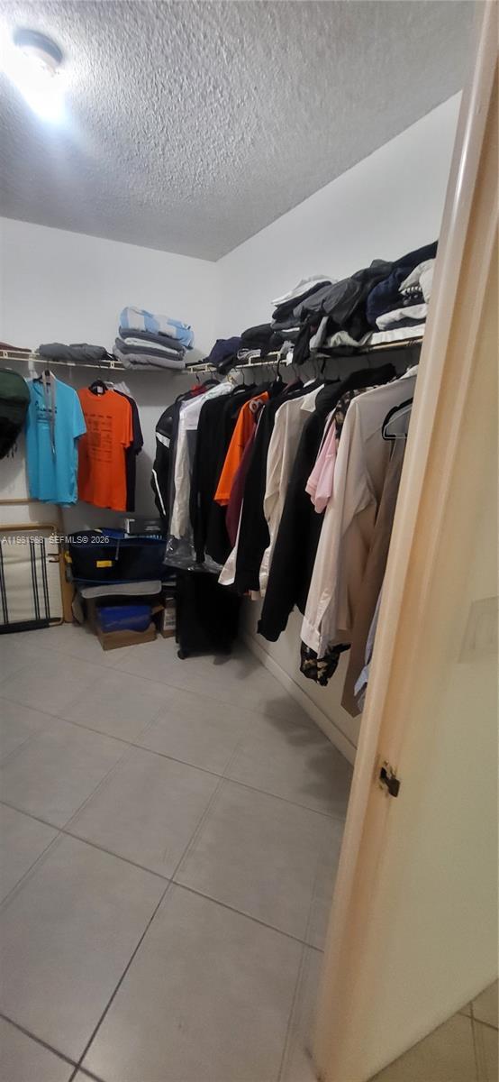 Building Photo - 3800 S Ocean Dr