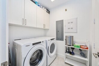 Building Photo - 1111 Central Ave