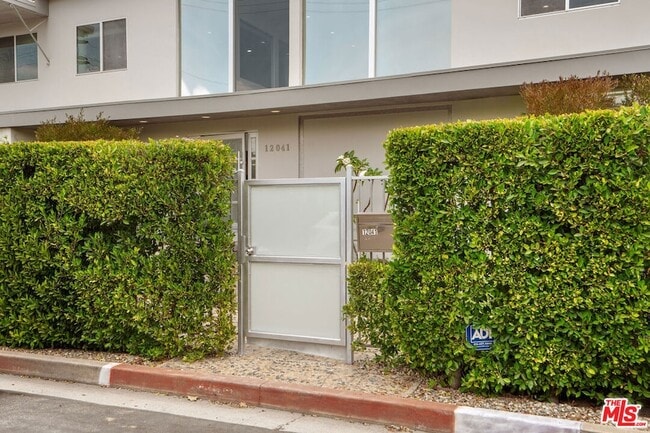 Building Photo - 12041 Huston St