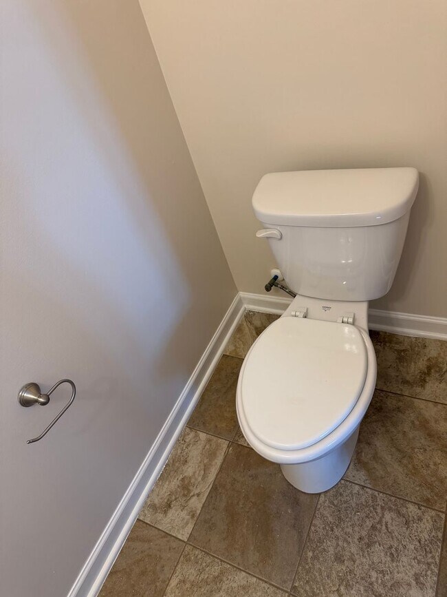 Building Photo - Available NOW! 3 bedroom 2.5 bath in Longs!!