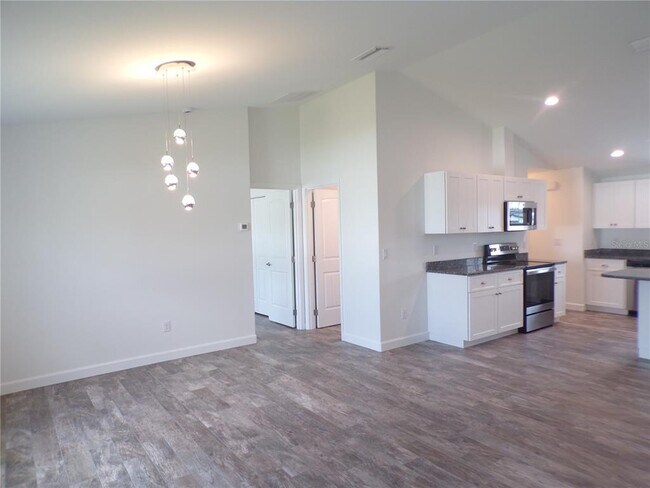 Building Photo - 3308 Port Charlotte Blvd