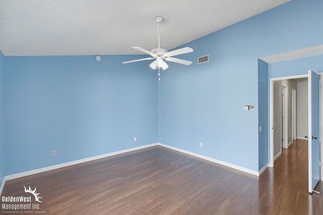 Building Photo - Beautiful 3Bdm 2Ba Home with Scenic Views in Rancho Peñasquitos!