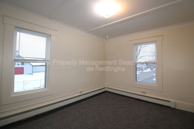 Building Photo - 69 Lafayette St