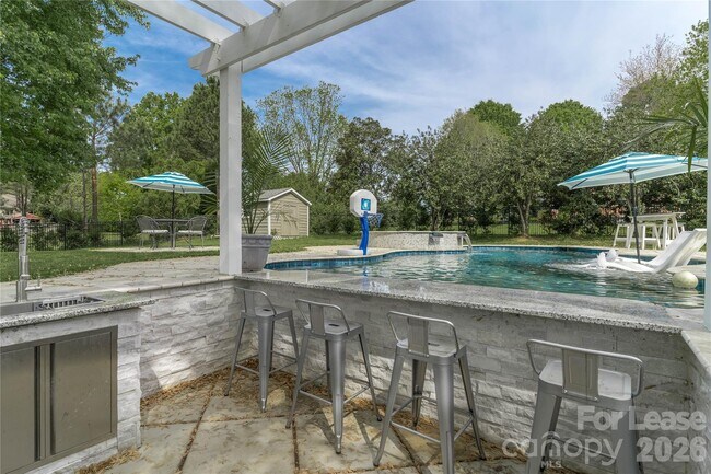 Building Photo - 16647 Greenfarm Rd