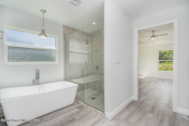 Building Photo - 2128 Arnold Palmer Dr