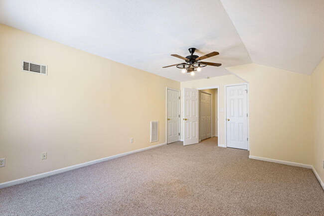 Building Photo - 422 Northrop Pl