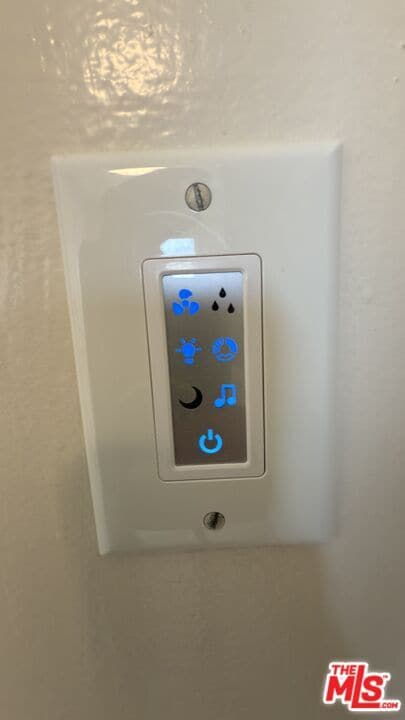 Building Photo - 383 Redondo Ave