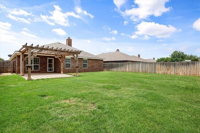 Building Photo - 6906 90th St