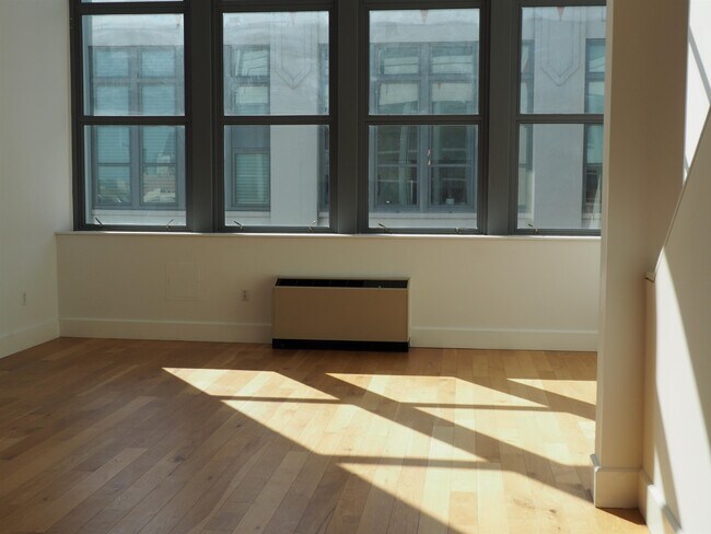 Building Photo - 50 Dey St