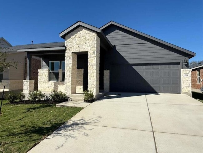 Primary Photo - 577 Sormonne Lp