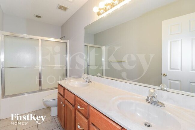 Building Photo - 1225 Harpeth Dr