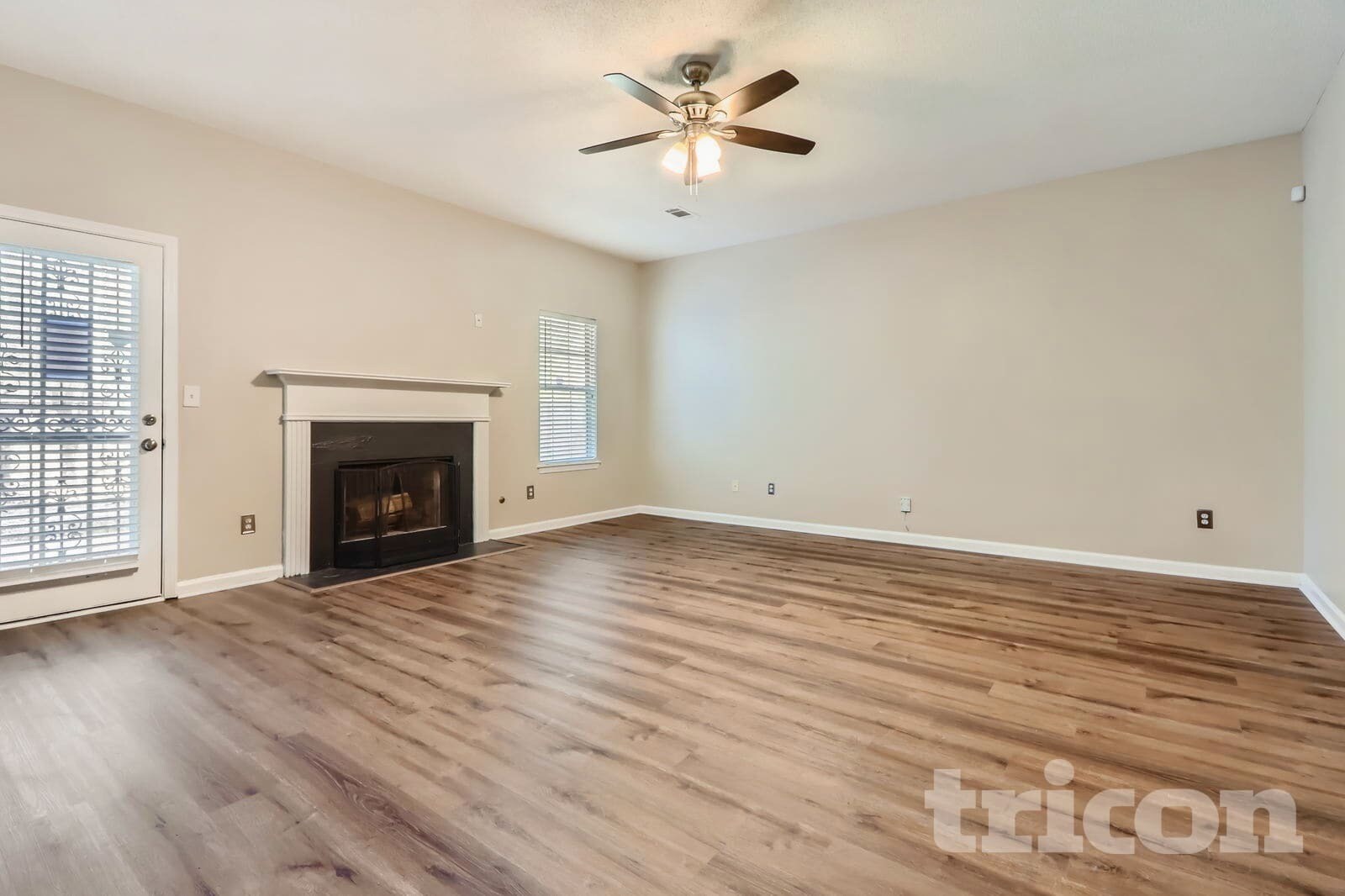 Building Photo - 589 Lakewater View Dr