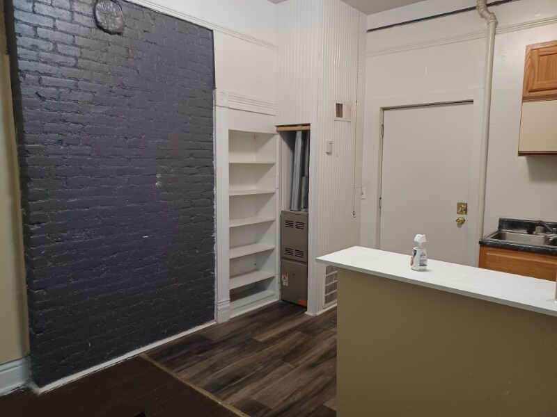 Building Photo - 1017 E Breckinridge St