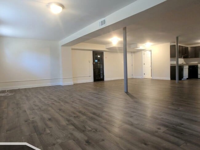 Building Photo - 2526 N Kedzie Blvd