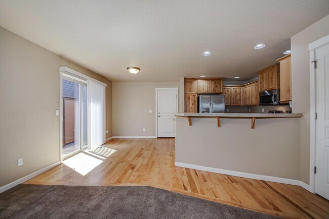 Building Photo - 20469 Brentwood Ave