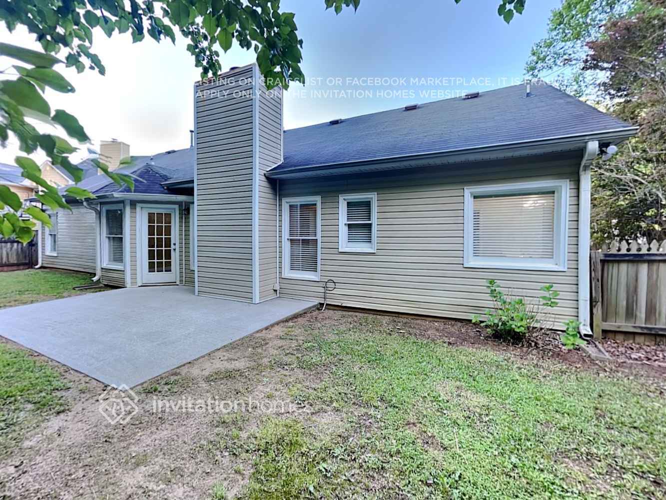 Building Photo - 2015 Henderson Way NW