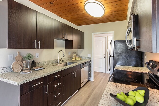 Building Photo - Reed Square