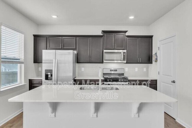 Building Photo - 1771 Odessa Ln