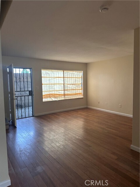 Building Photo - 2020 W 23rd St