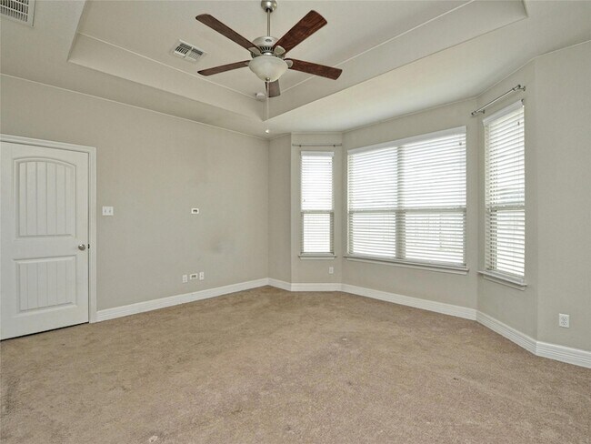 Building Photo - 3724 Lunet Ring Way