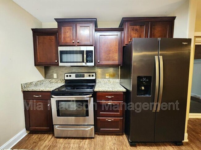 Building Photo - 11330 White Bluff Rd