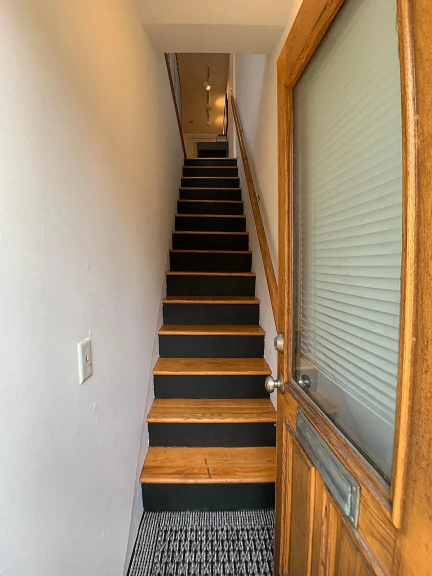 Building Photo - 22 N Boyle Ave