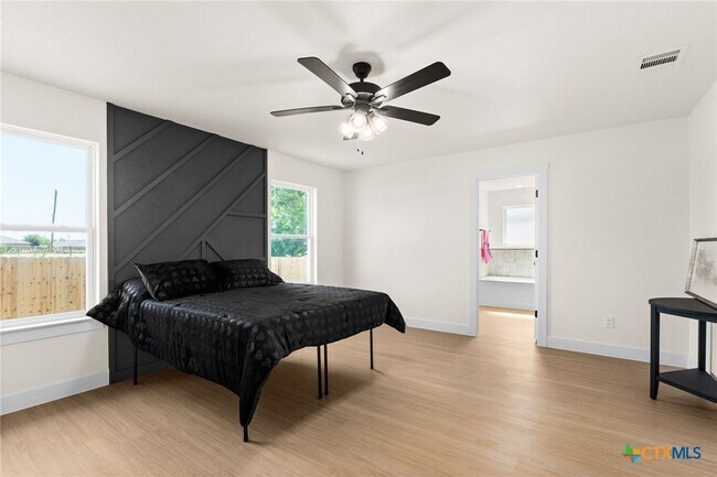 Building Photo - 2115 Blackhawk Lp