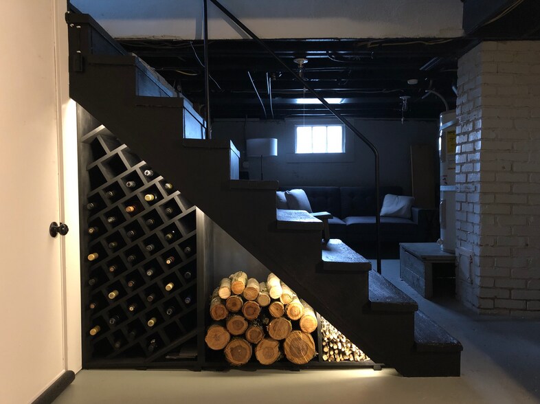 Building Photo - 1682 S 40th St