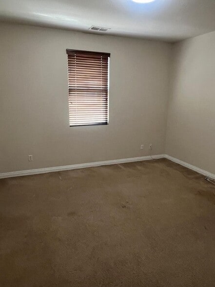 Building Photo - 16969 Old Lake Rd