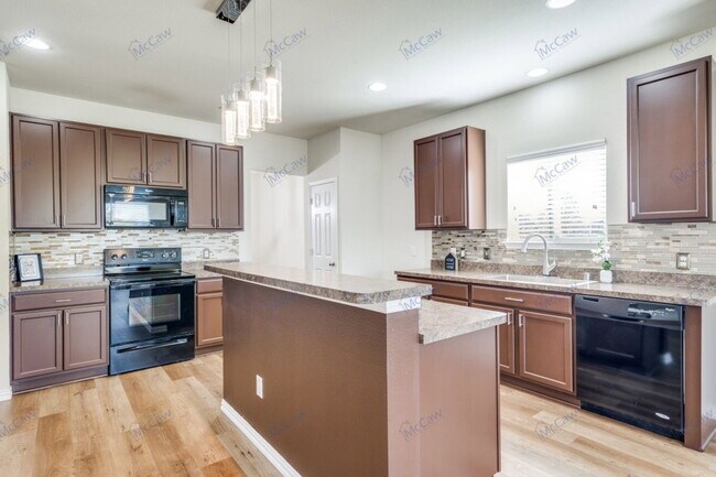 Building Photo - 1516 Abby Creek Dr