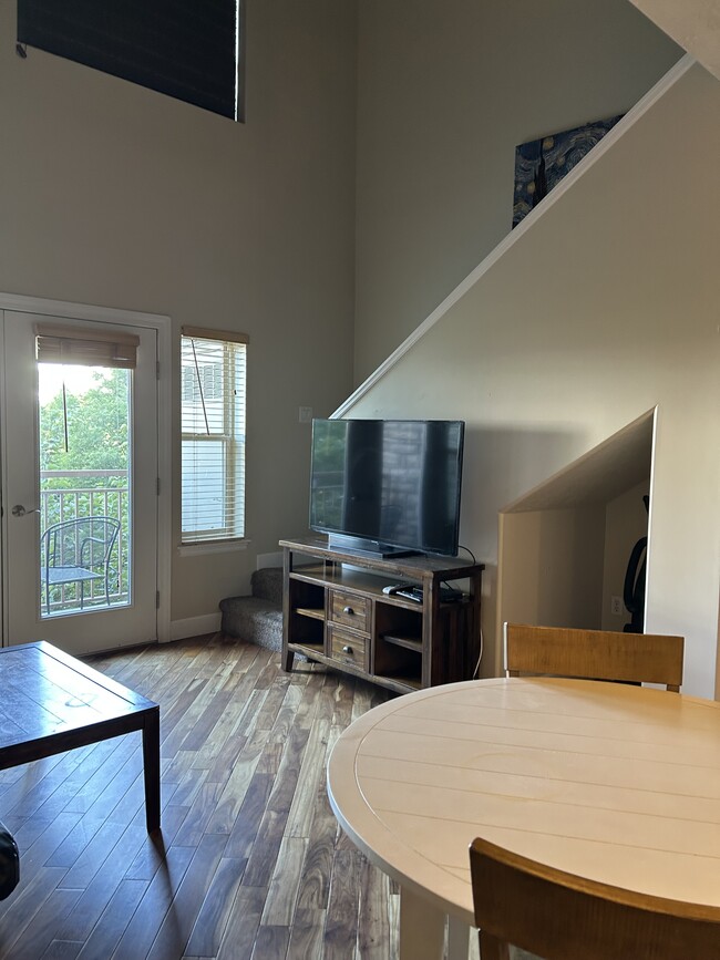 Building Photo - 5 S 500 W