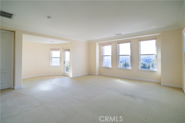 Building Photo - 27591 Manor Hill Rd