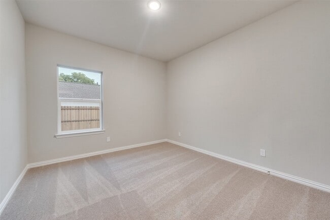 Building Photo - 3709 Washington St