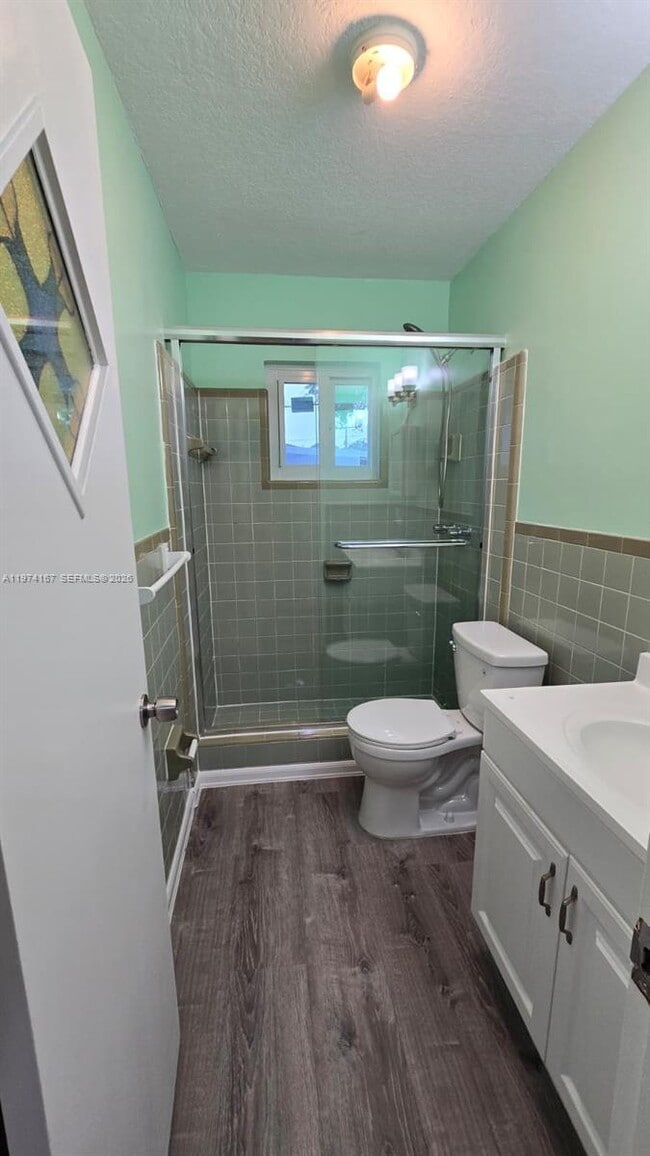 Building Photo - 5911 SW 6th St