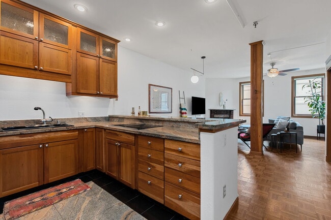 Building Photo - 1406 Harvard Ave