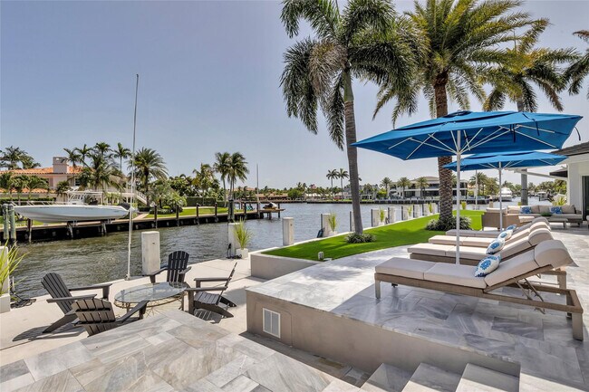 Building Photo - 3108 NE 42nd Ct