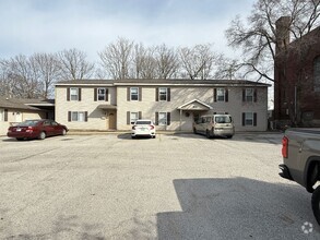 Building Photo - CLOSE TO PURDUE...Upstairs 2 Bedroom apart...