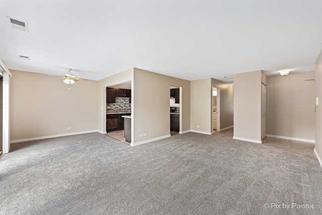 Building Photo - 404 Sandalwood Ln