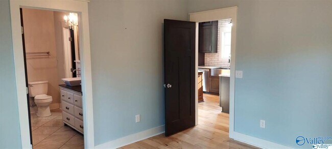 Building Photo - 1213 Rison Ave NE
