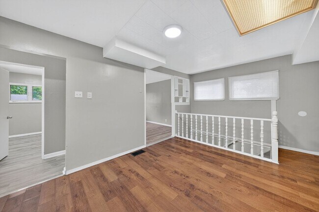 Building Photo - 138 Grampian Rd