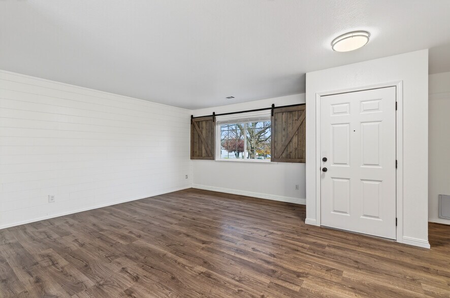 Building Photo - 1288 Grouse Ct