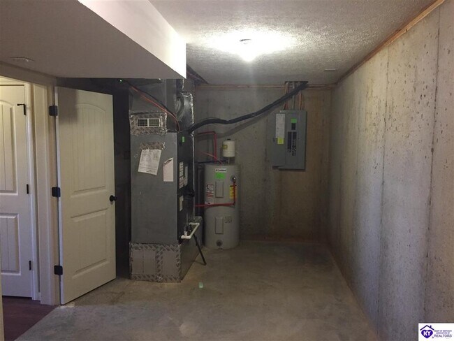 Building Photo - 156 Vineland Pl Dr