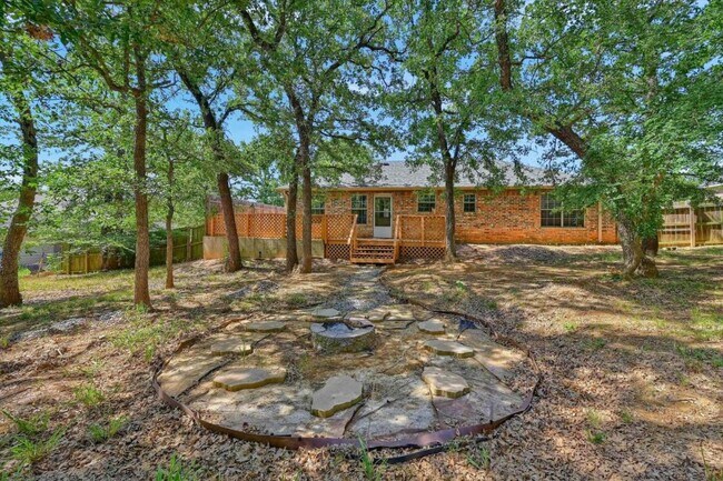 Building Photo - 187 Square Dance Rd