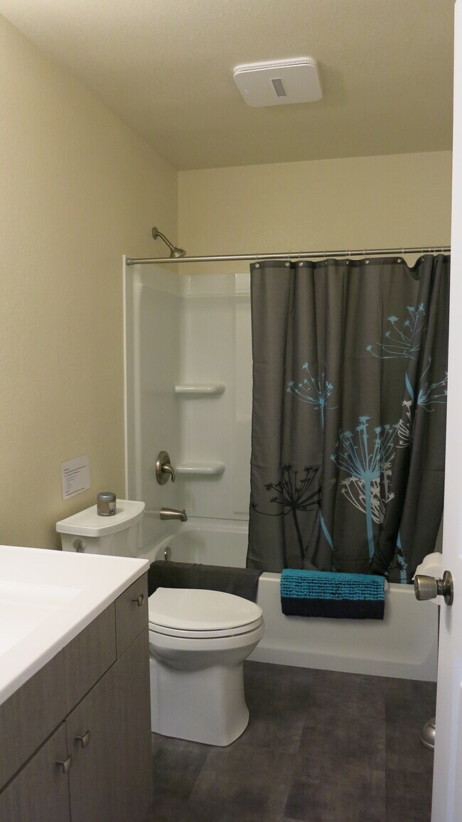 Building Photo - Hope Street