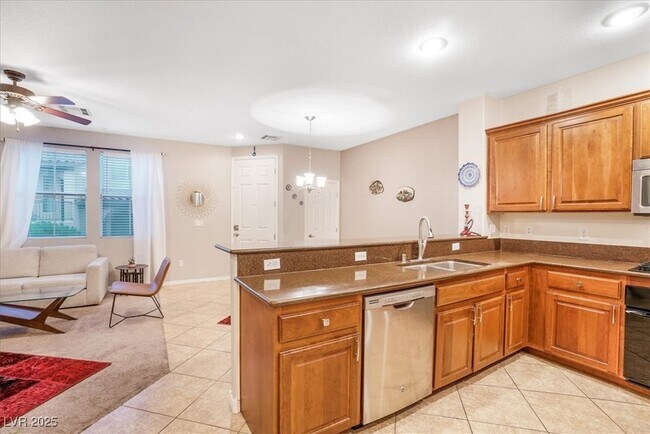 Building Photo - 11482 Belmont Lake Dr