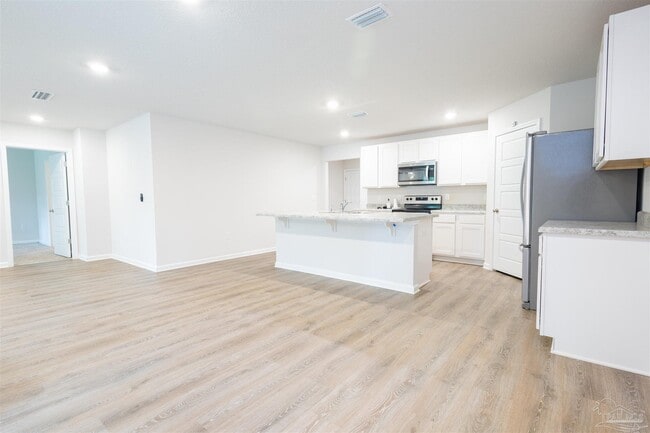 Building Photo - 975 Lovebird Ct